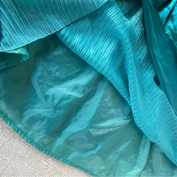 Disney Teal and Black Kids Costume - Picture 7 of 7